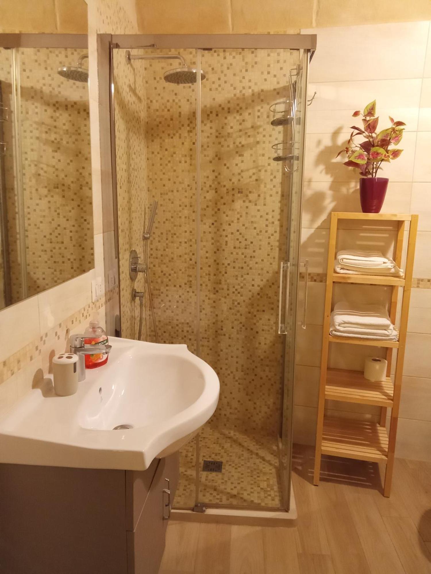 グロッターリエ Casa Nel Quartiere Delle Ceramicheヴィラ エクステリア 写真